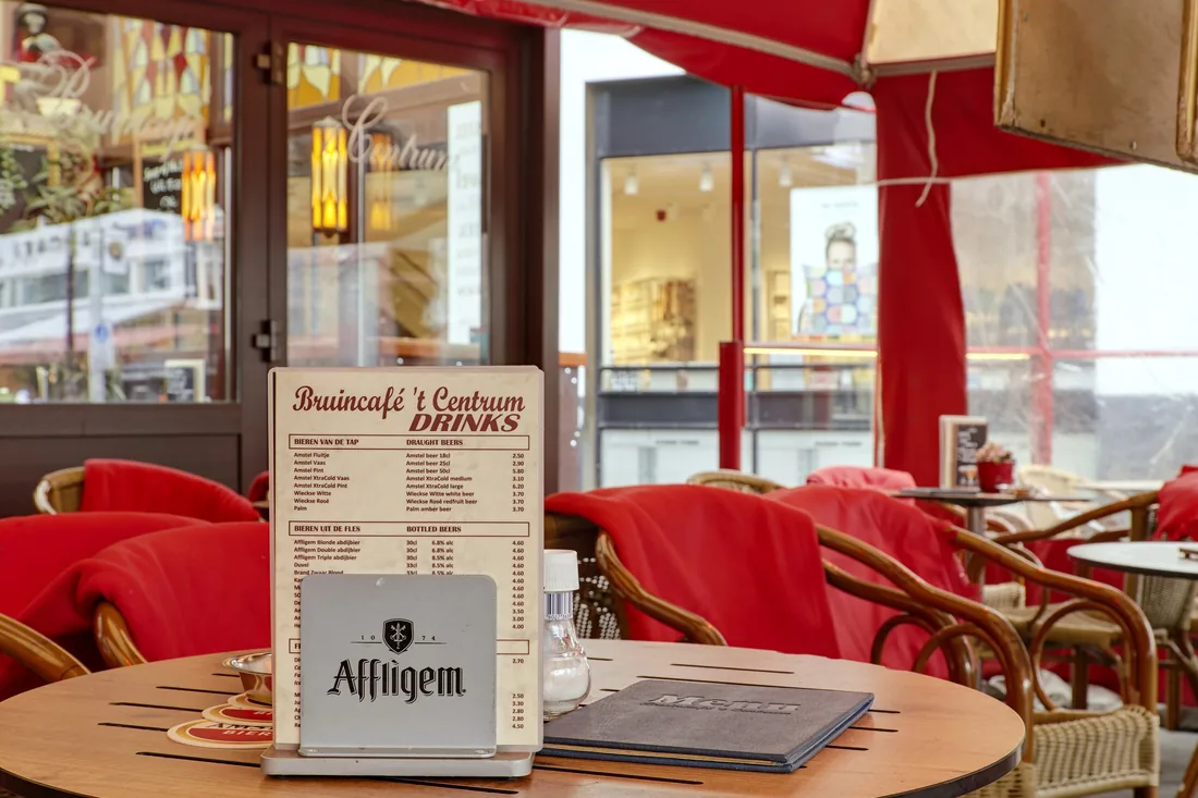 The drinks menu of 't Centrum on a terrace table